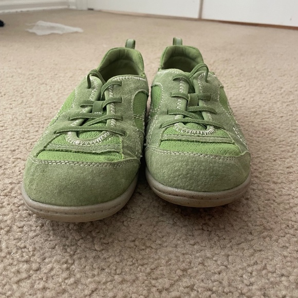 Earth Origins Carly Shoes - Picture 4 of 4